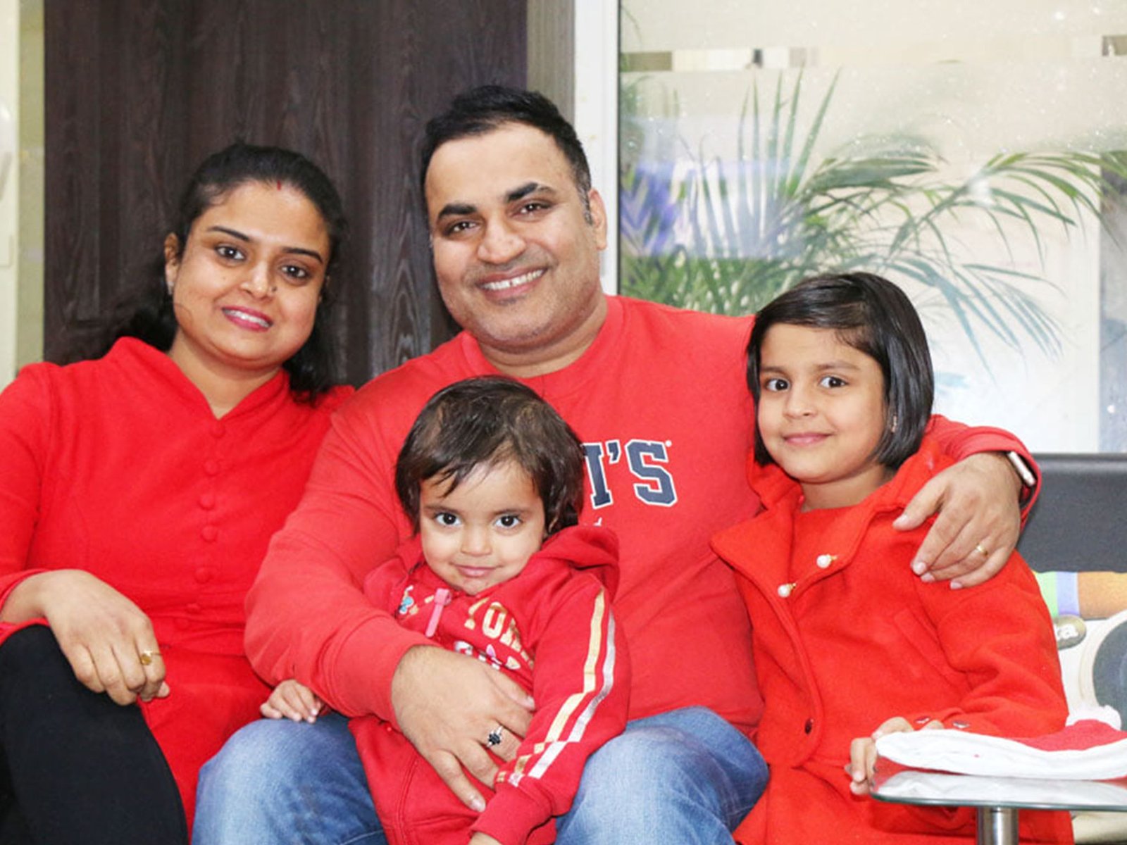 merry-christmas-sujeet-thakur-family.jpg